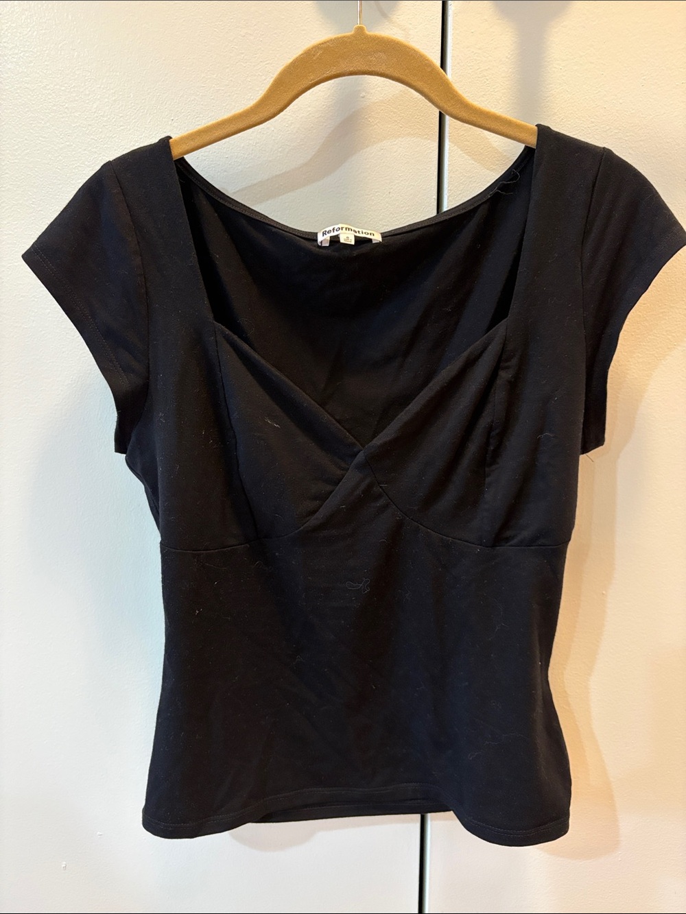 Reformation Black Cap Sleeve V-Neck Tee
